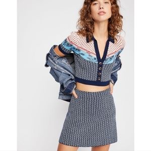 《 Free People 》 Trinian Cropped Sweater